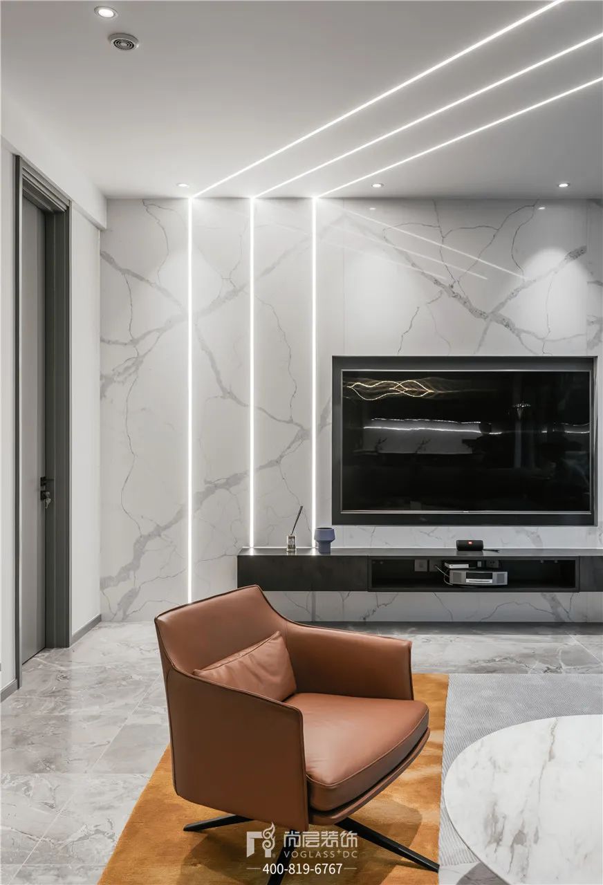 90后夫妻320㎡的新家，客餐厅直接通往后花园，还有健身区和茶室...-31