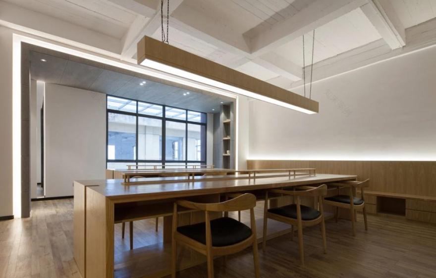 现代优雅办公空间,演绎黑色烤漆与木板的创意结合-19