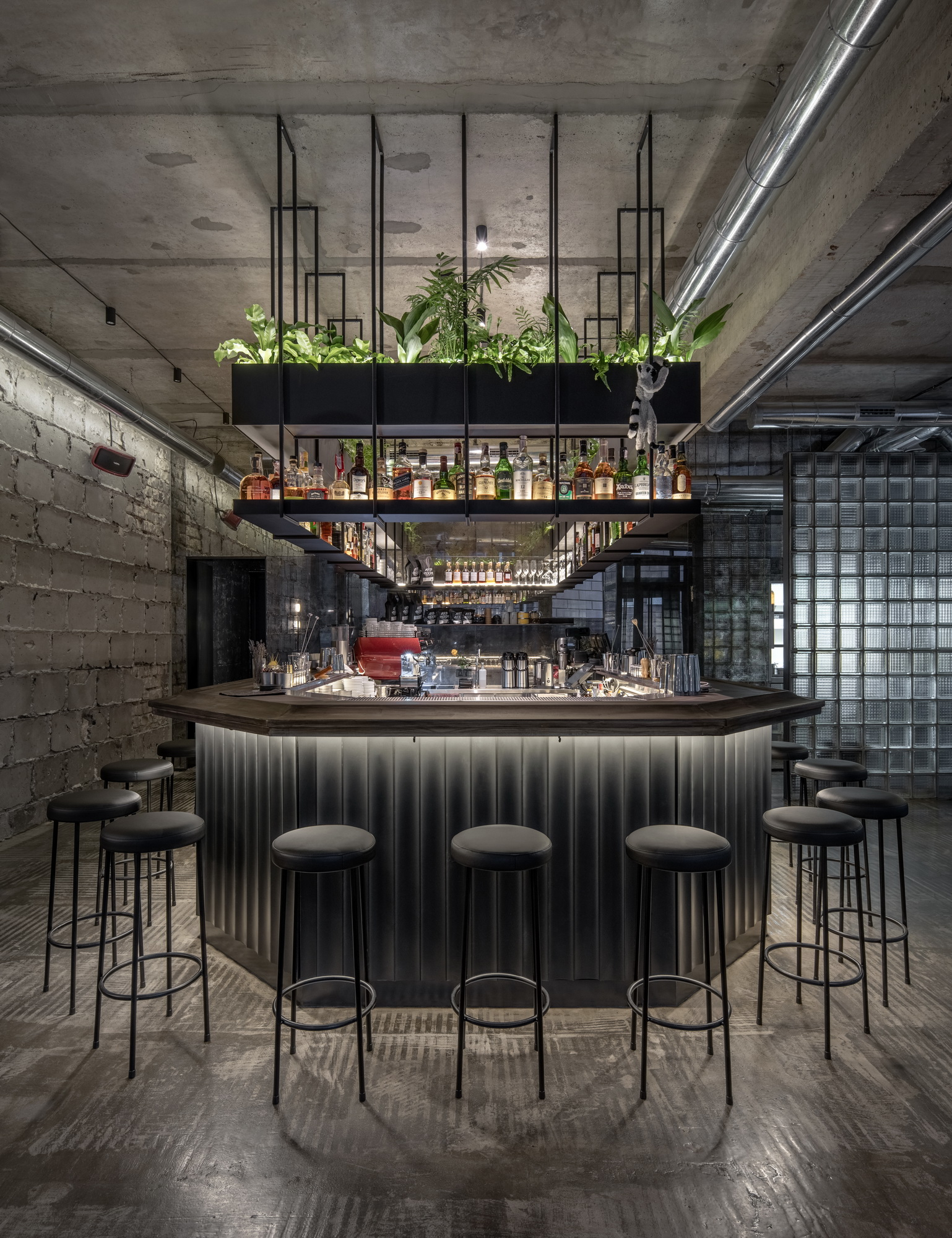 balbek bureau 设计 | 主角酒吧（Bar Protagonist）-4