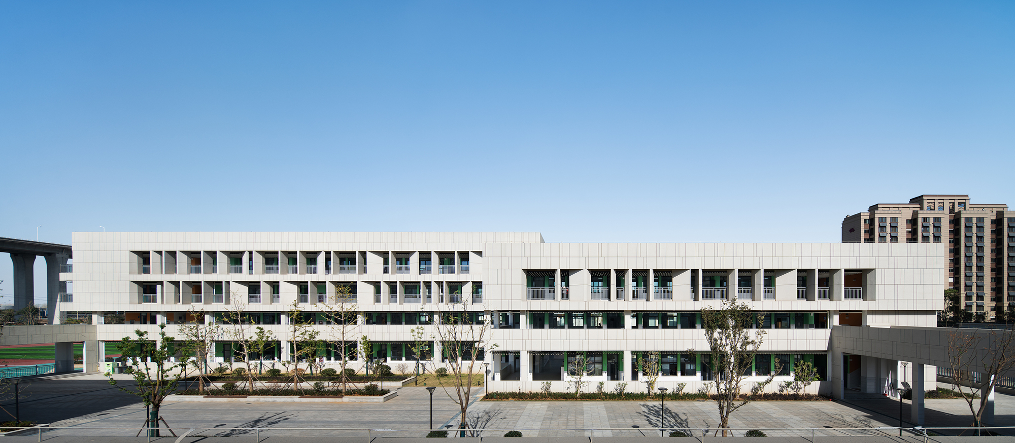 Nanjing Qixia Mountain Shibuqiao Central School / Nanjing Bangjian Urban Architectural Group-35
