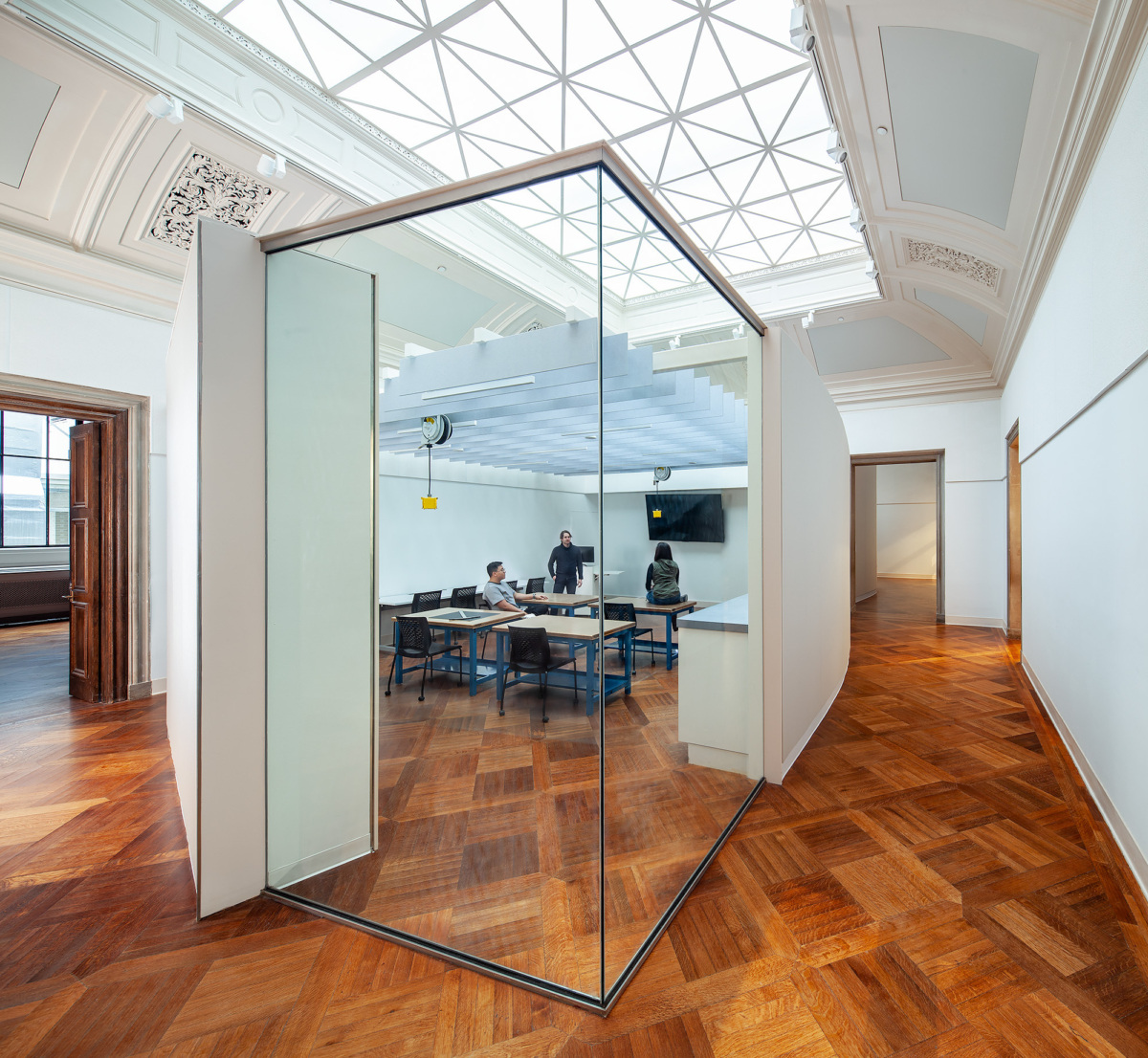 乔治·华盛顿大学——科科伦艺术与设计学院翻新工程-11