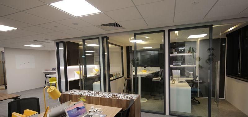 新加坡办伴共享办公室-12