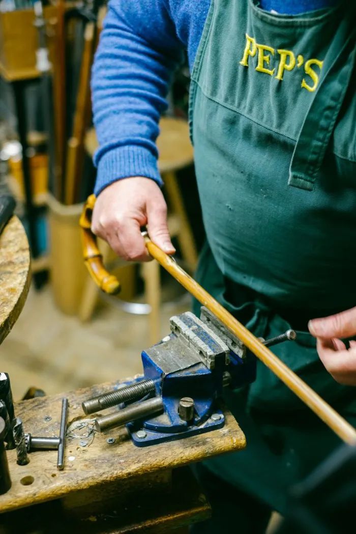 巴黎最后修伞师 | 匠心传承,让旧伞重生-181