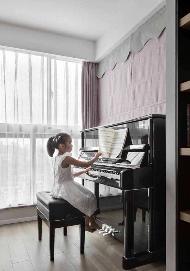 上北设计 | 打造精致空间，黑色不锈钢与香槟金的经典搭配-23