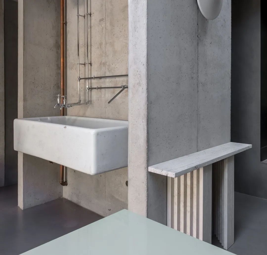 伦敦简约住宅“Untitled House”-12