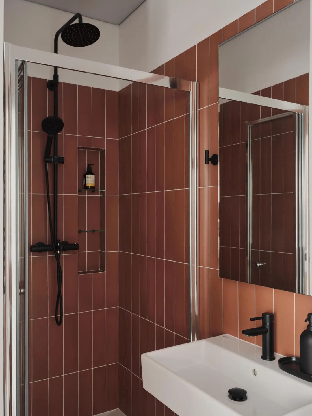 全景玻璃 77㎡舒适公寓丨Alexandra Chigintseva-22