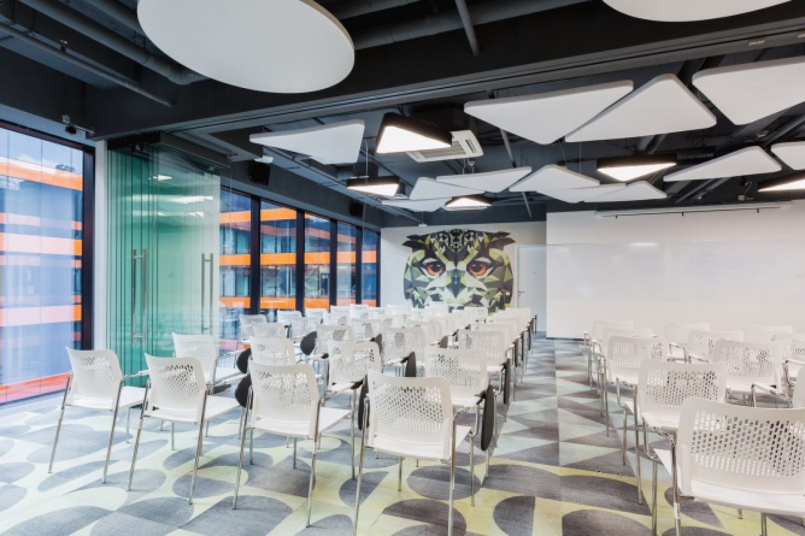 莫斯科联邦储蓄银行办公室-17