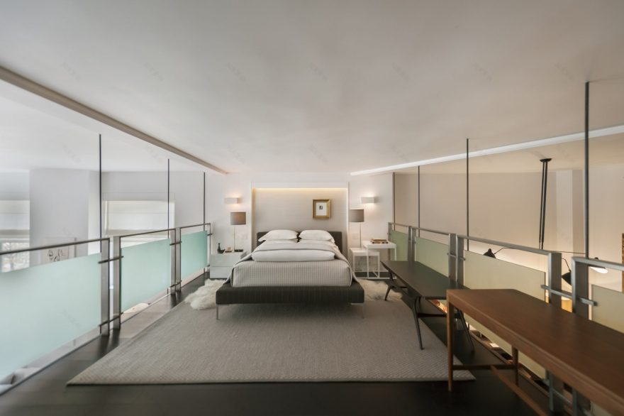 MRTA 打造现代艺术画廊般的切尔西复式公寓-12