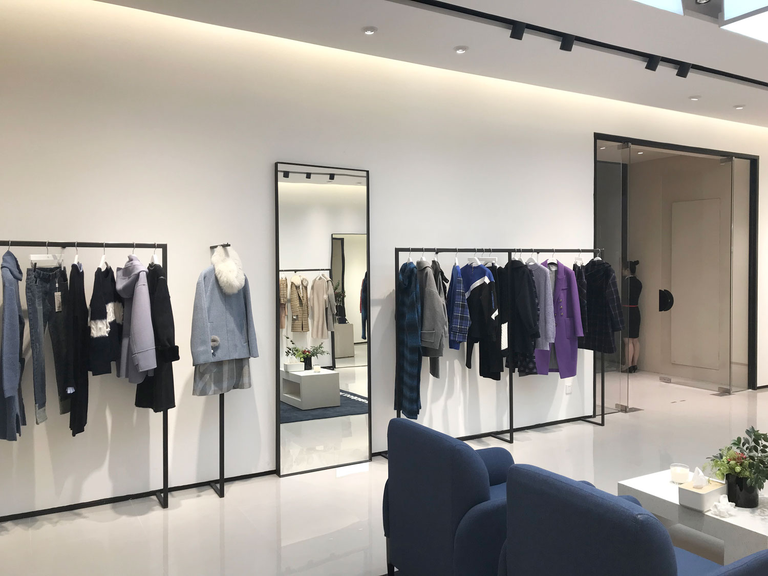 上海 80 平小户型设计，肌理漆金属大理石的惊艳碰撞-4