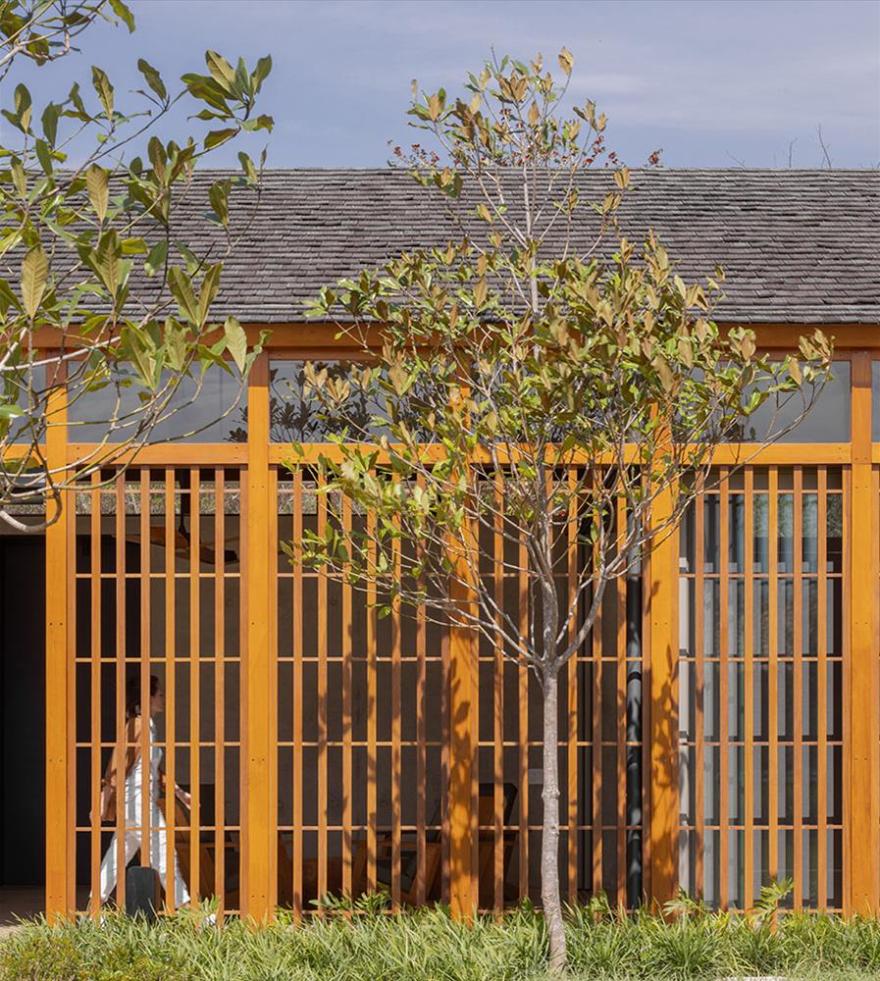 巴西建筑师 Gui Mattos 的木结构环保住宅设计-9