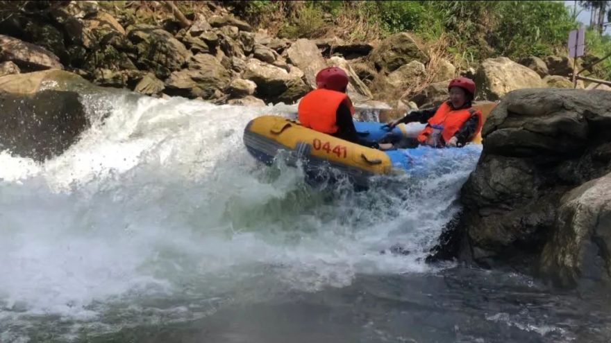 湘东北高峰峡谷漂流，至内设计团队夏日冰爽体验之旅-15