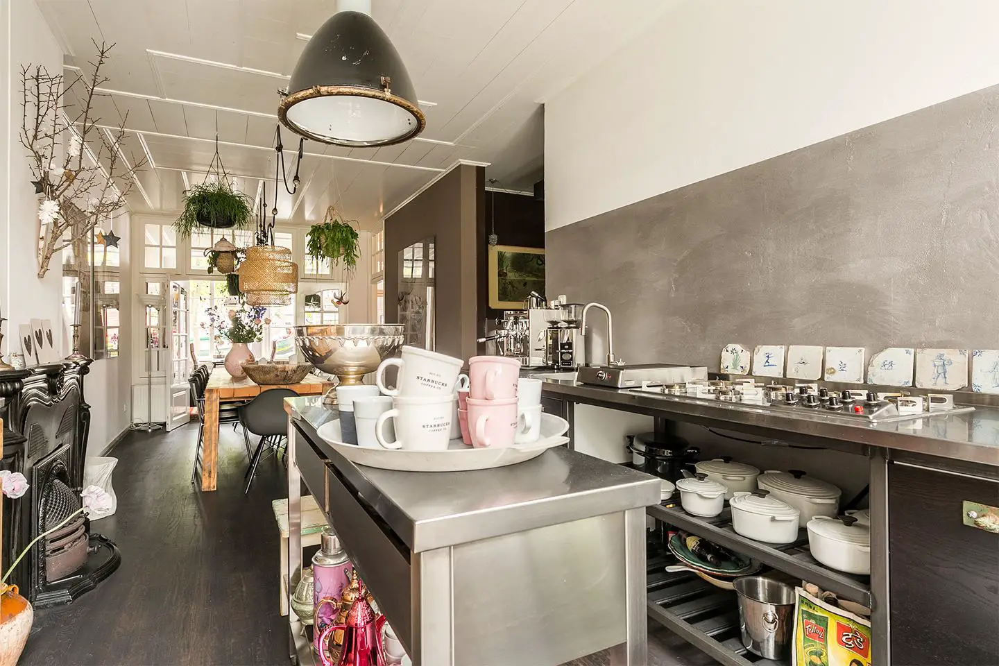 荷兰运河边古宅的现代魅力-4