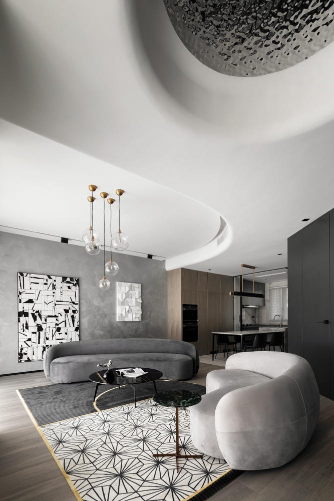 黑白之间,蕴光于形-11