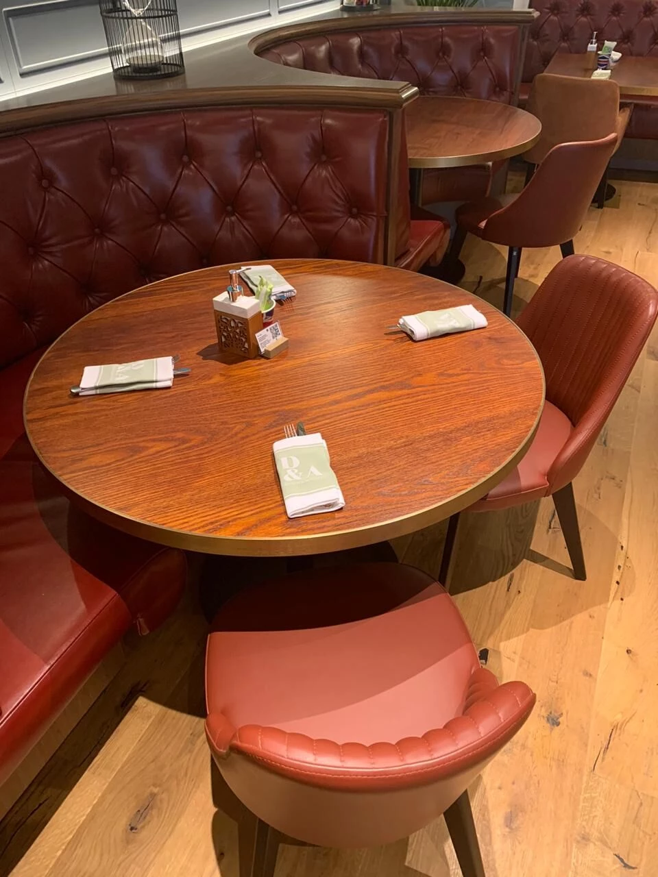 Dhow and Anchor(迪拜英式风情酒店)-9