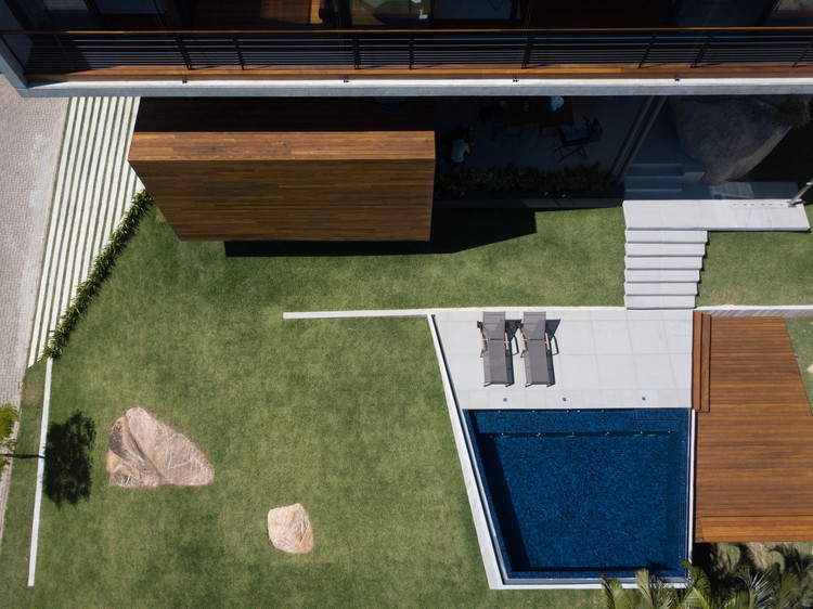 House in Cacupé  Pimont Arquitetura-48