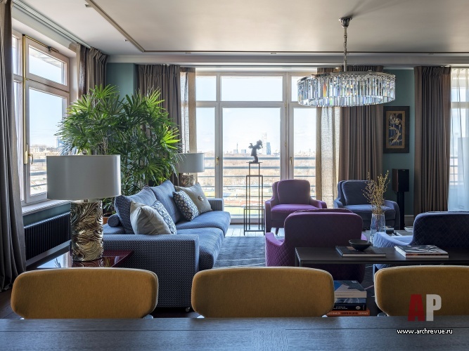 莫斯科西南角带全景窗可看莫斯科大学高楼的彩色公寓室内设计丨俄罗斯莫斯科丨Гончар Ольга,Лобынцева Софья-23