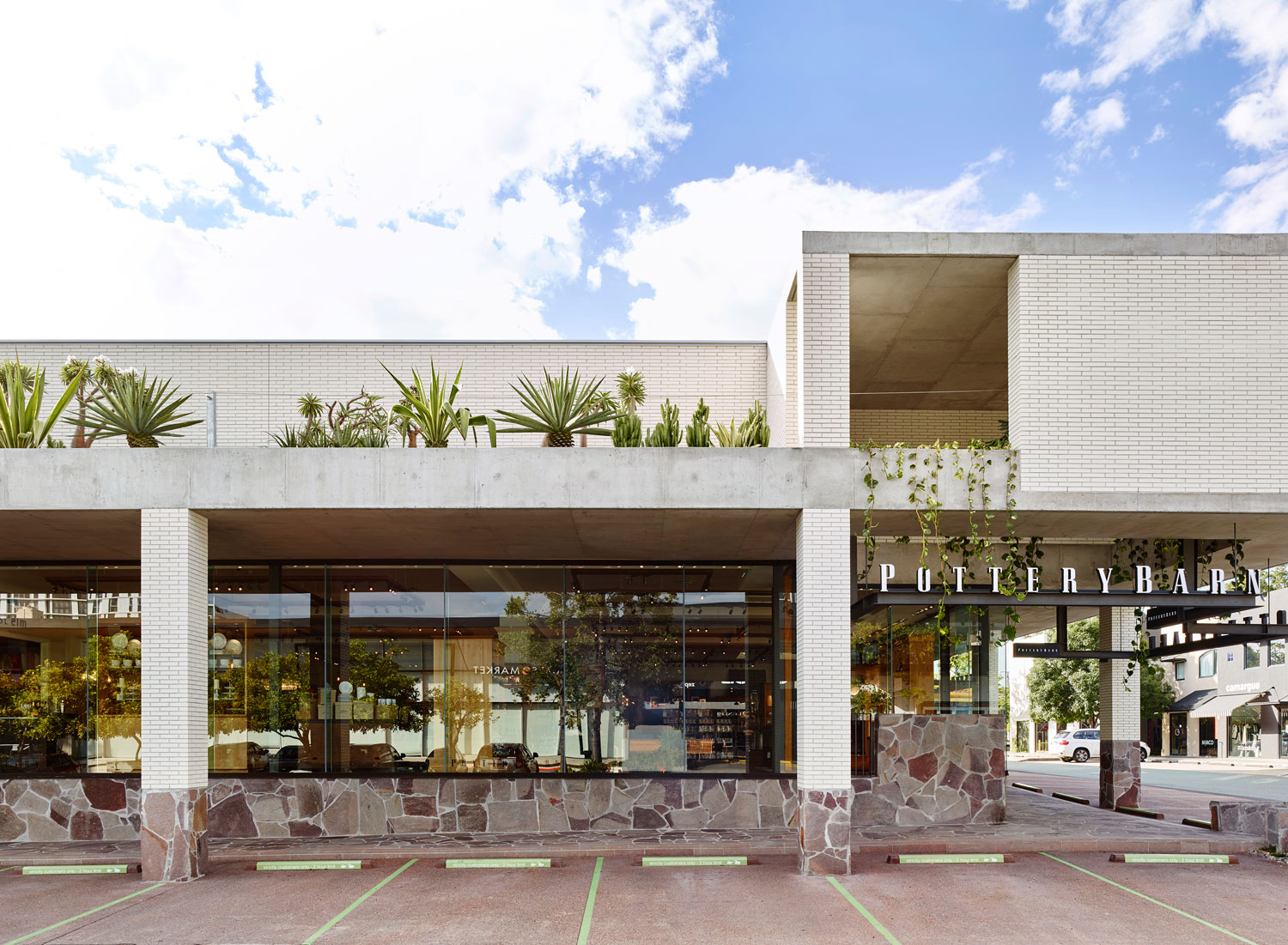 米尔恩街住宅，19 詹姆斯街，万多街，金发维纳斯零售店，砖厂设计工作室，唐娜·比昂达，测量公司，标准市场公司-16