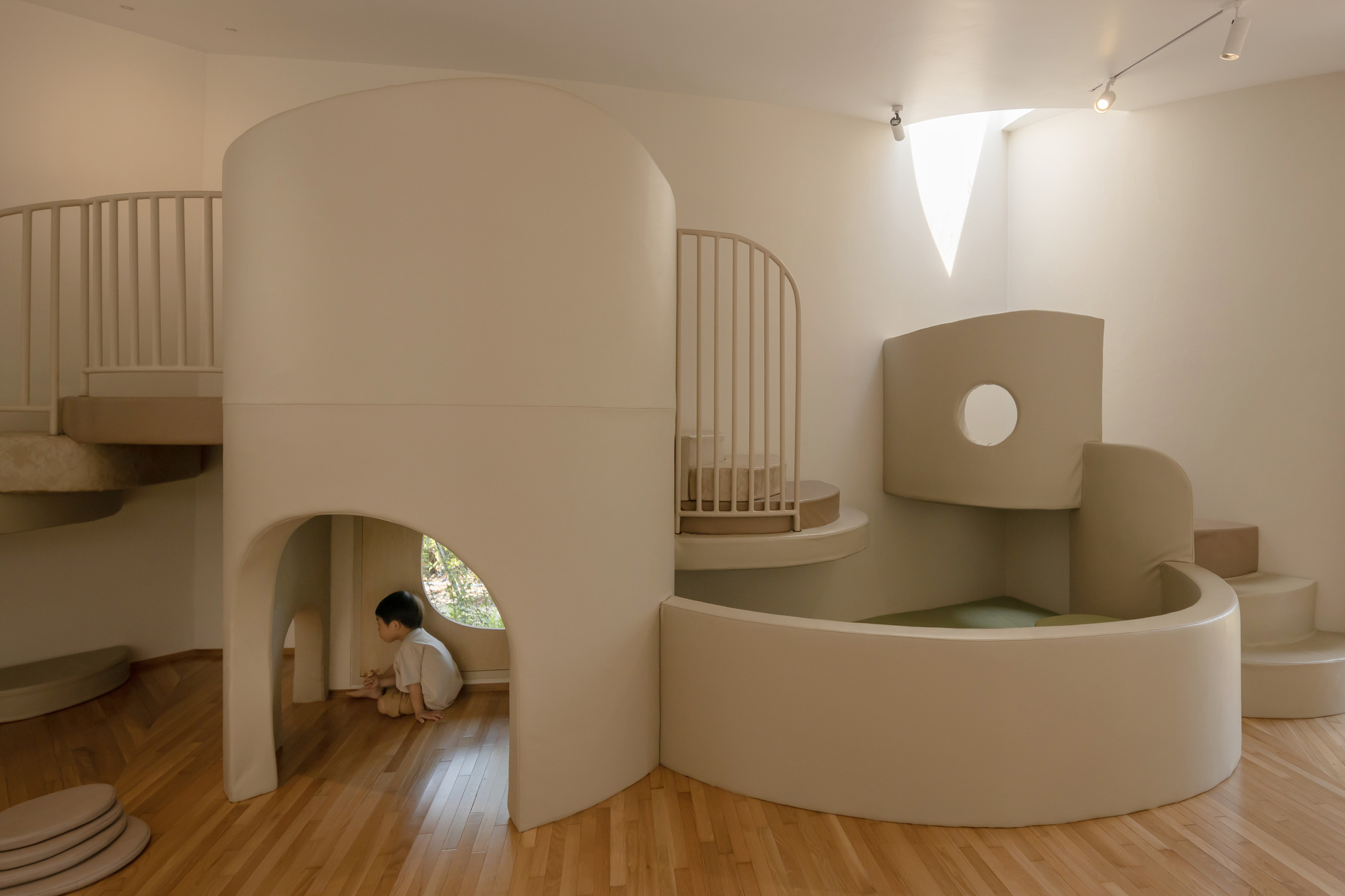 Little Stove & Little Stump 咖啡店和游乐场丨泰国曼谷丨NITAPROW-29