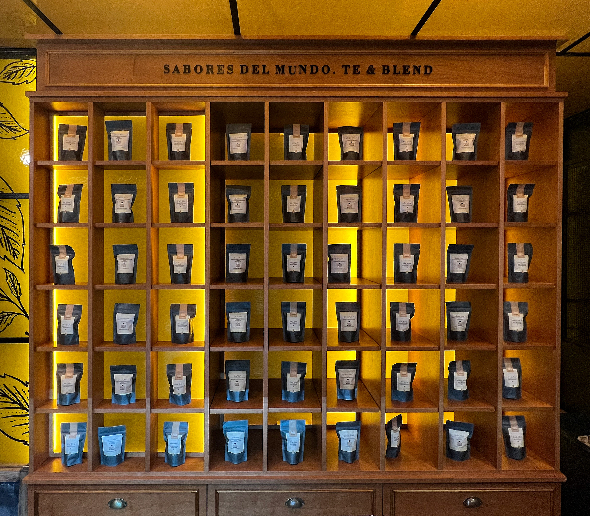 PAUSA Cake & Blends 茶饮零售空间设计丨阿根廷拉普拉塔-8