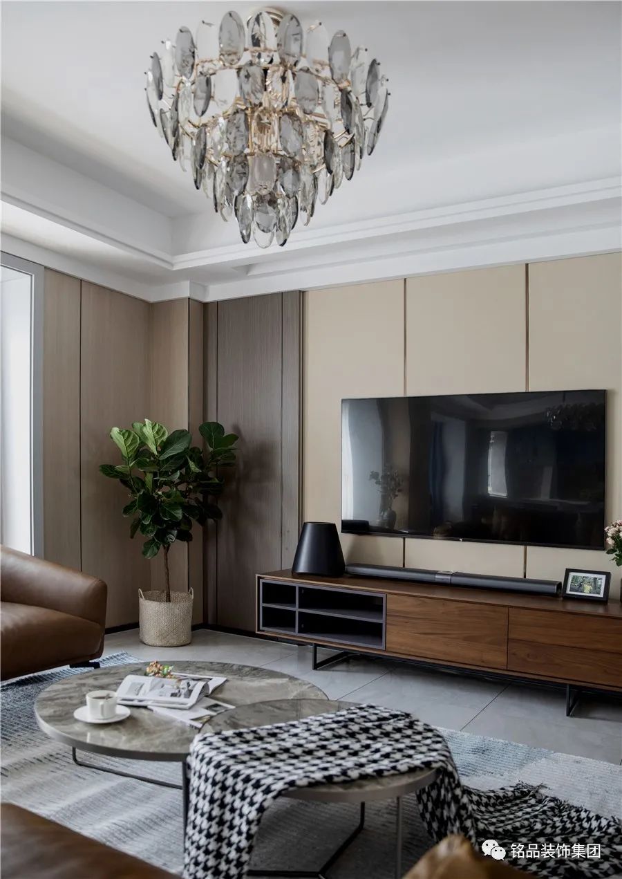 142㎡光影流动,现代简约横厅大开间家-7