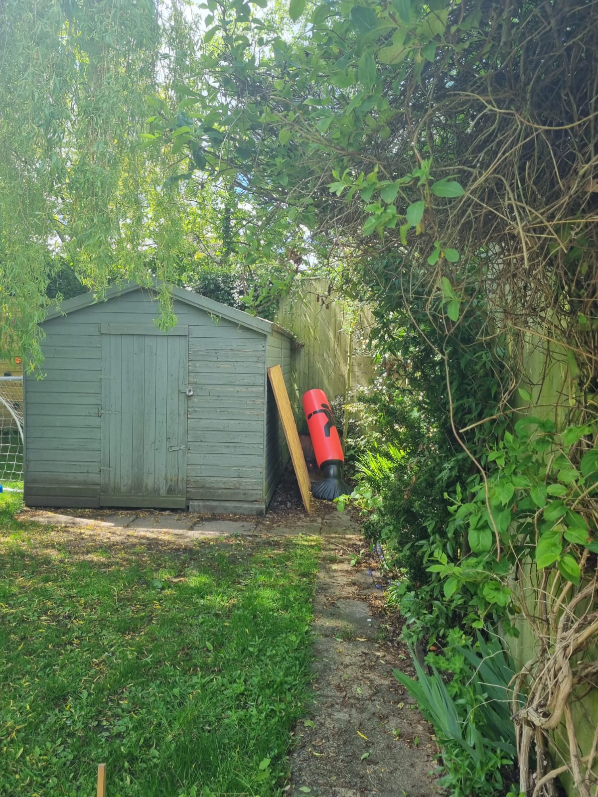 现代家庭花园丨Blue Iris Landscapes-27