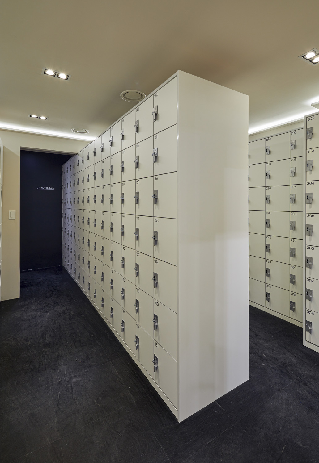 简约时尚的 130 平健身空间设计-14