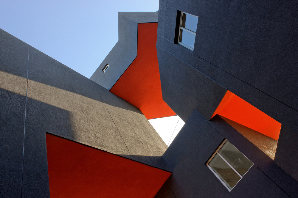 理性和意外的碰撞，徐甜甜的宋庄艺术公社-1