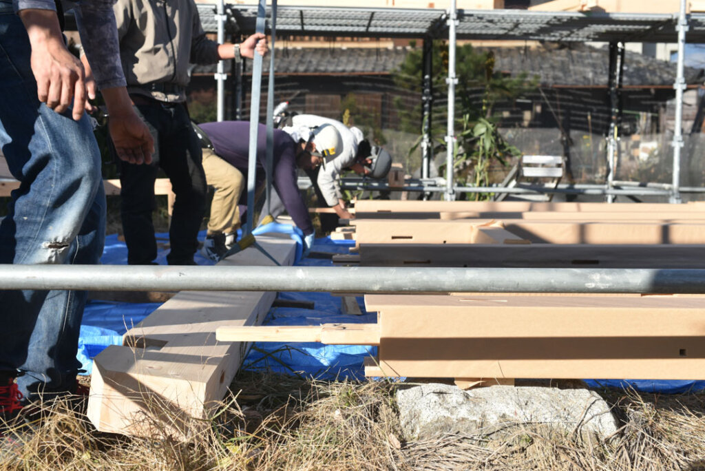 根の上の石場建て８　建前丨水野设计室-18