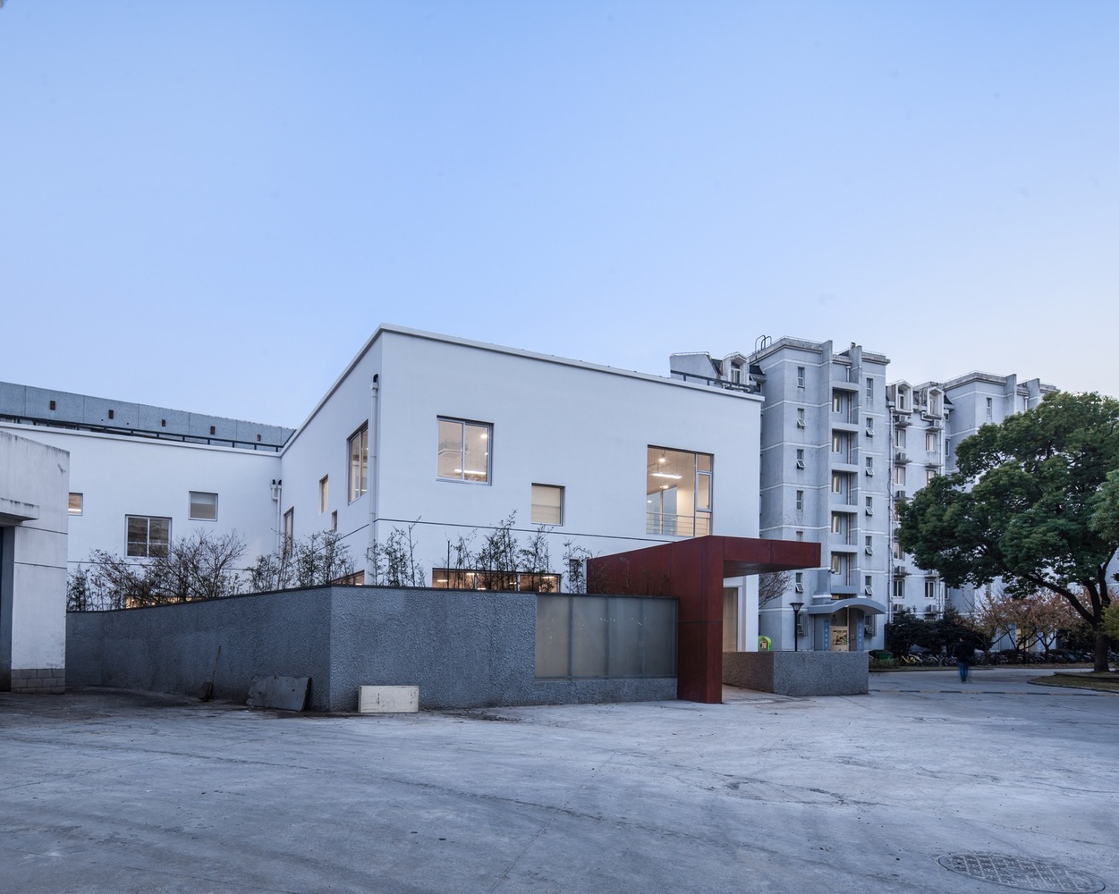 复旦校园里的“孤独盒子”变身为交流中心-63