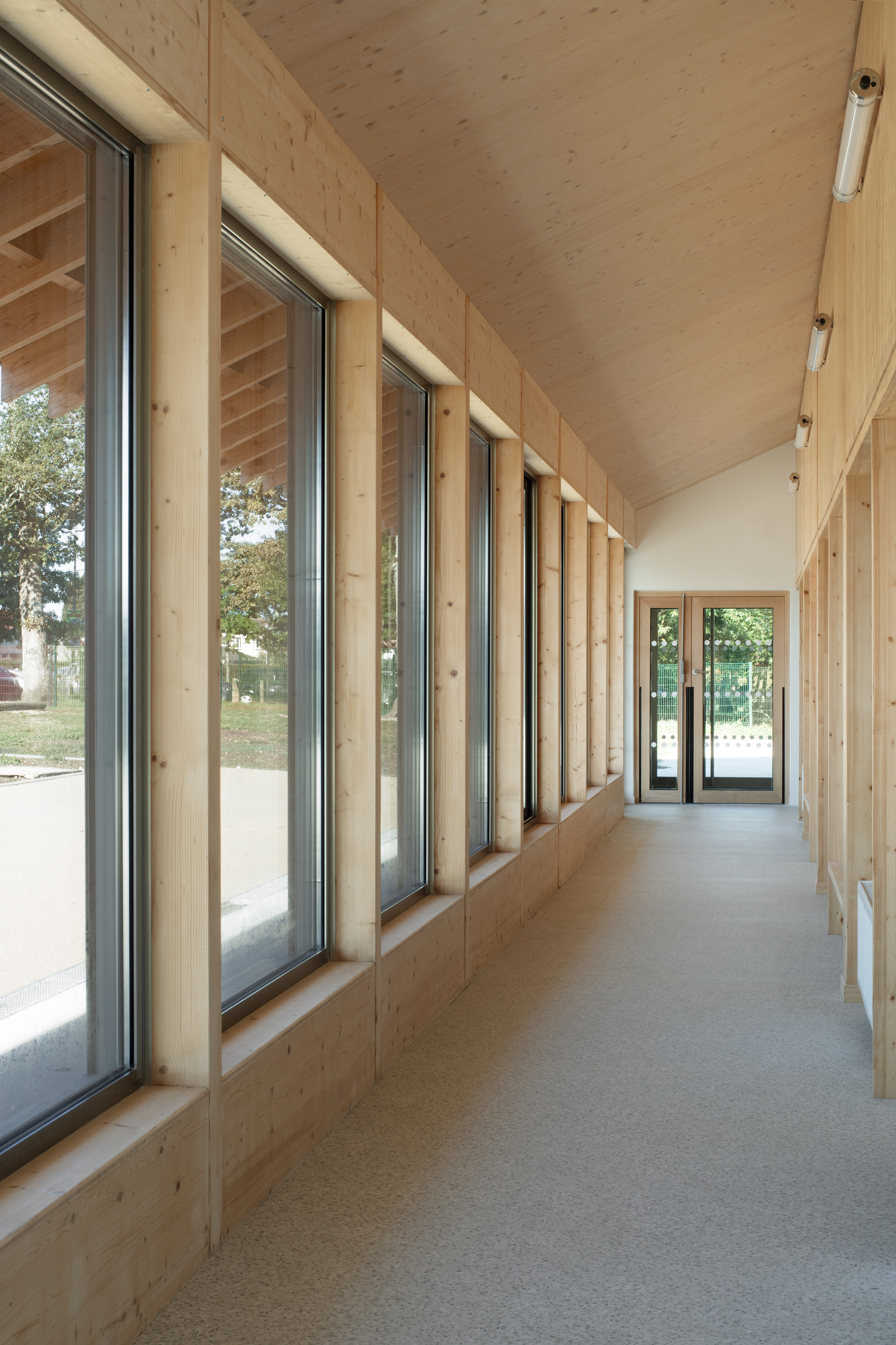 娱乐中心丨法国丨Esnard Sanz-19