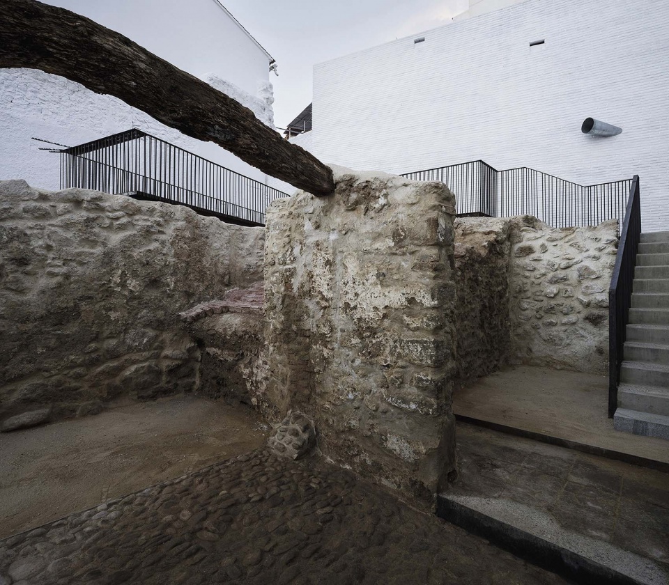 穿越时空的阿尔洛拉贮水池视角空间改造丨西班牙丨WaterScales arquitectos-46