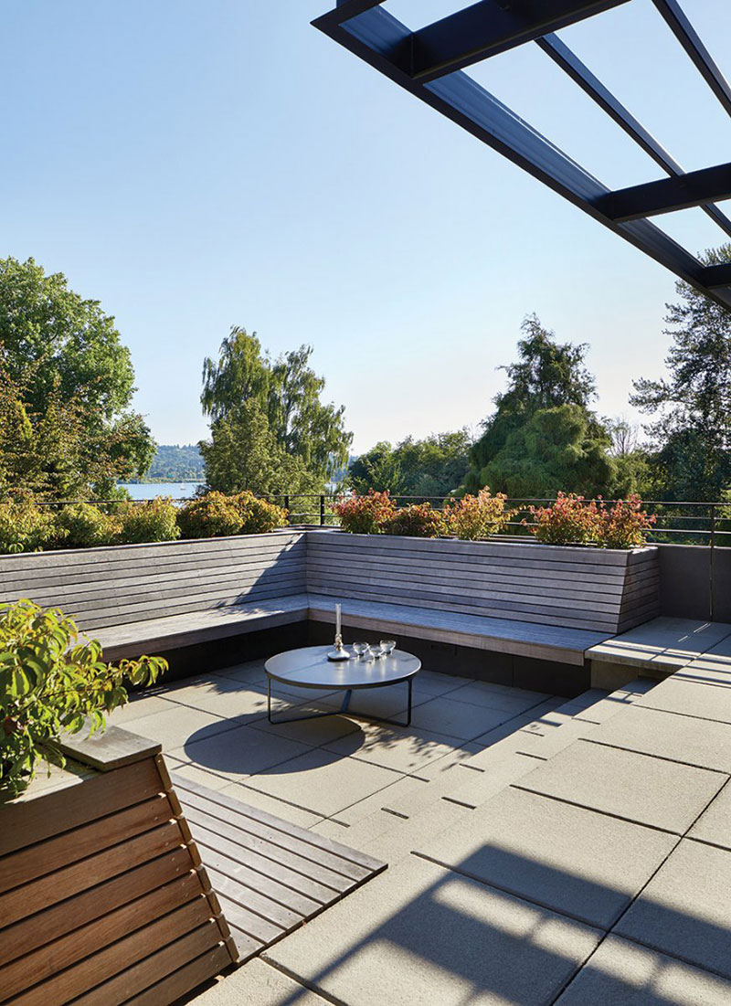 Seattle 老宅的现代风格变身-11