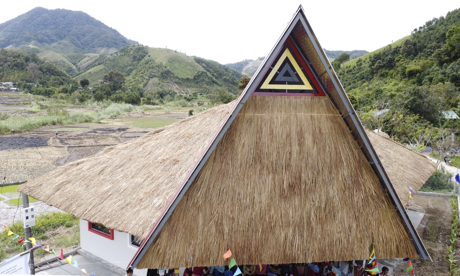 越南公鸡学校丨1+1》2 名建筑师-20