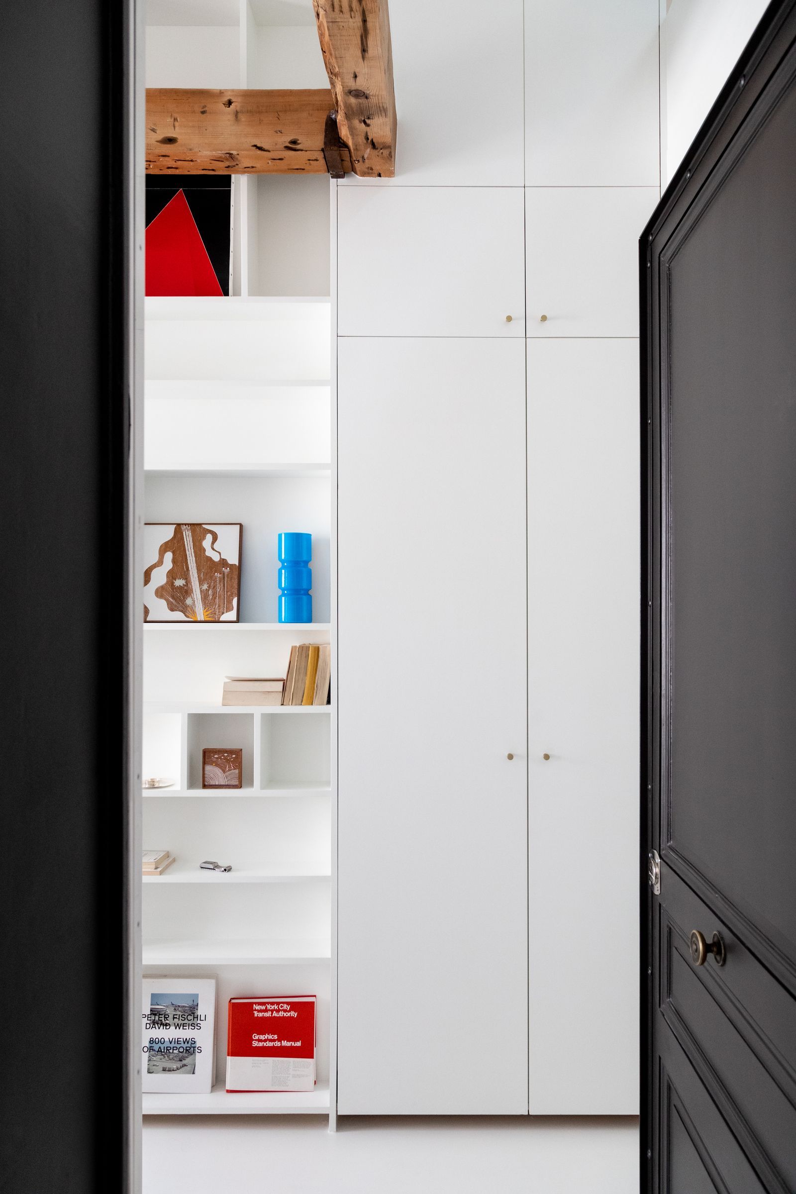 25平米白色与木质宁静小公寓设计丨法国巴黎-34