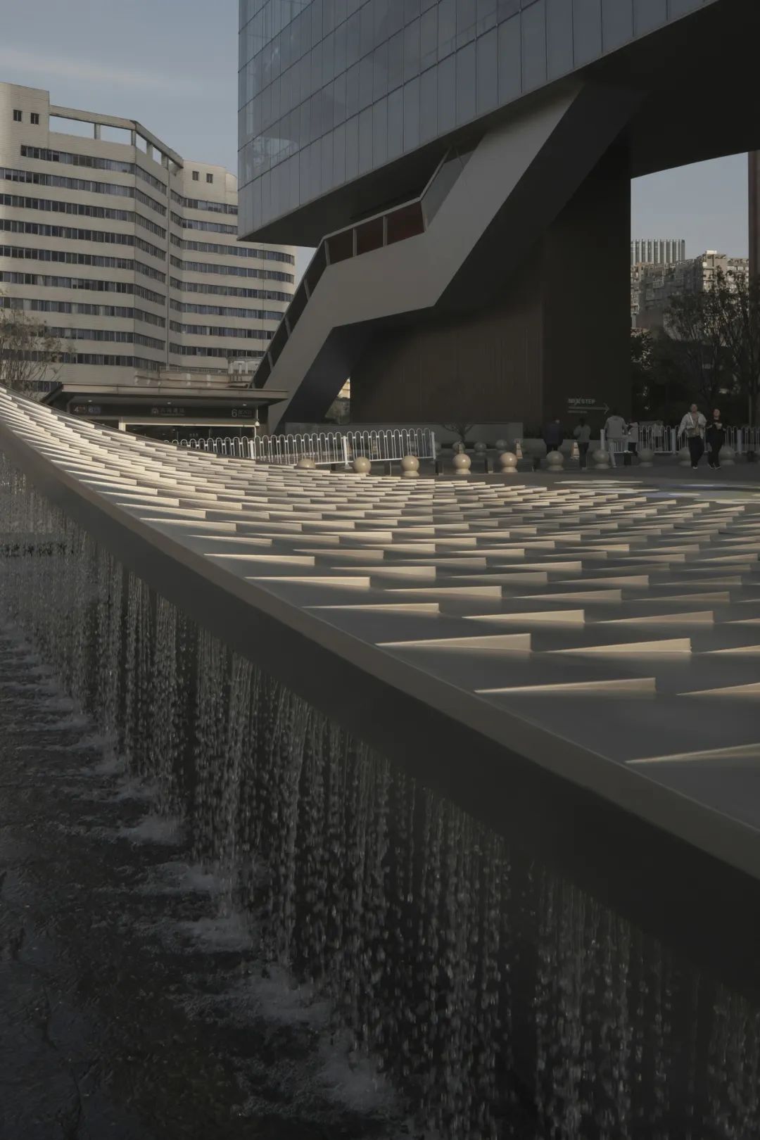 山林的风，拂过街屿 长沙万象城丨中国长沙丨MIND迈德景观-23