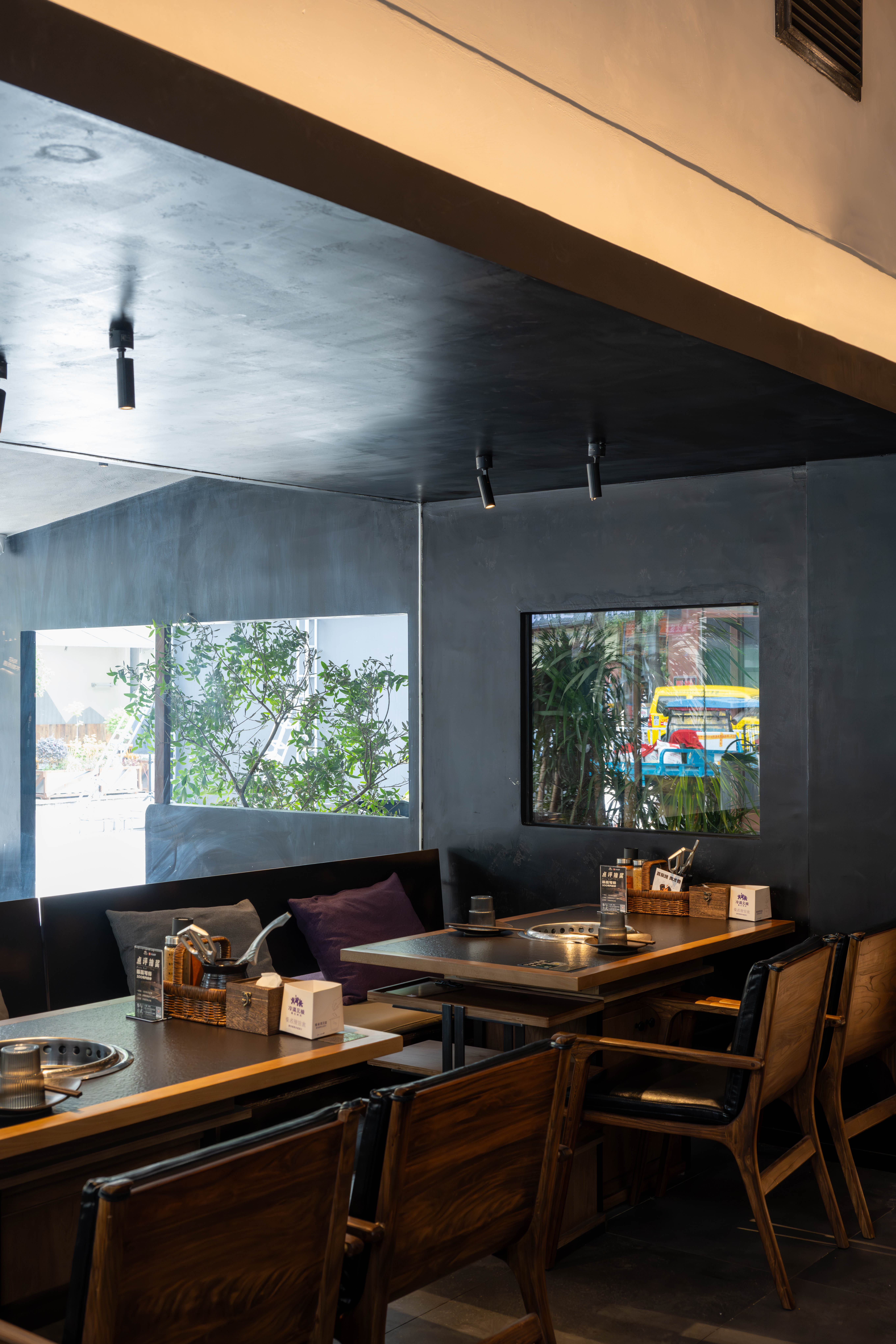 冷遇见暖融合烤肉丨中国郑州丨山野设计-43