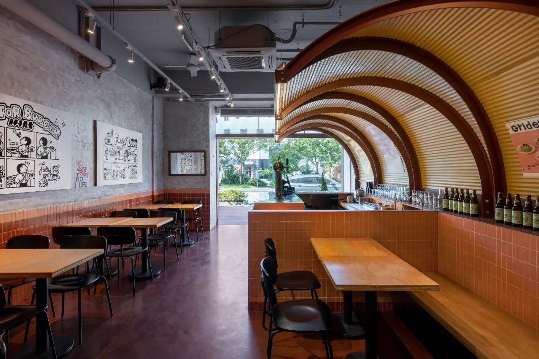 上海大学路绞肉机汉堡店,打造轻松活力的街头氛围-19