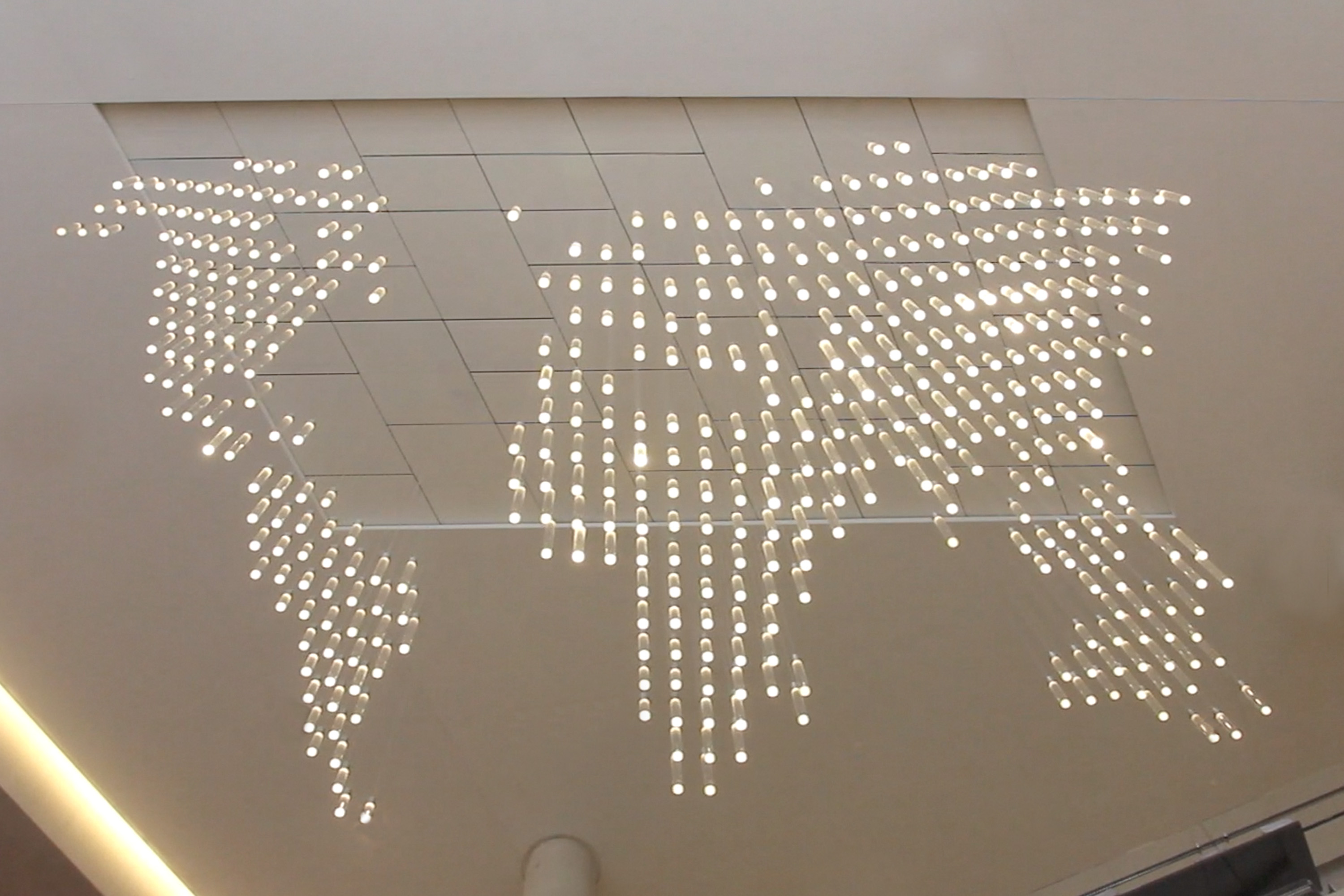 战略与国际研究中心数据吊灯 | hypersonic-6