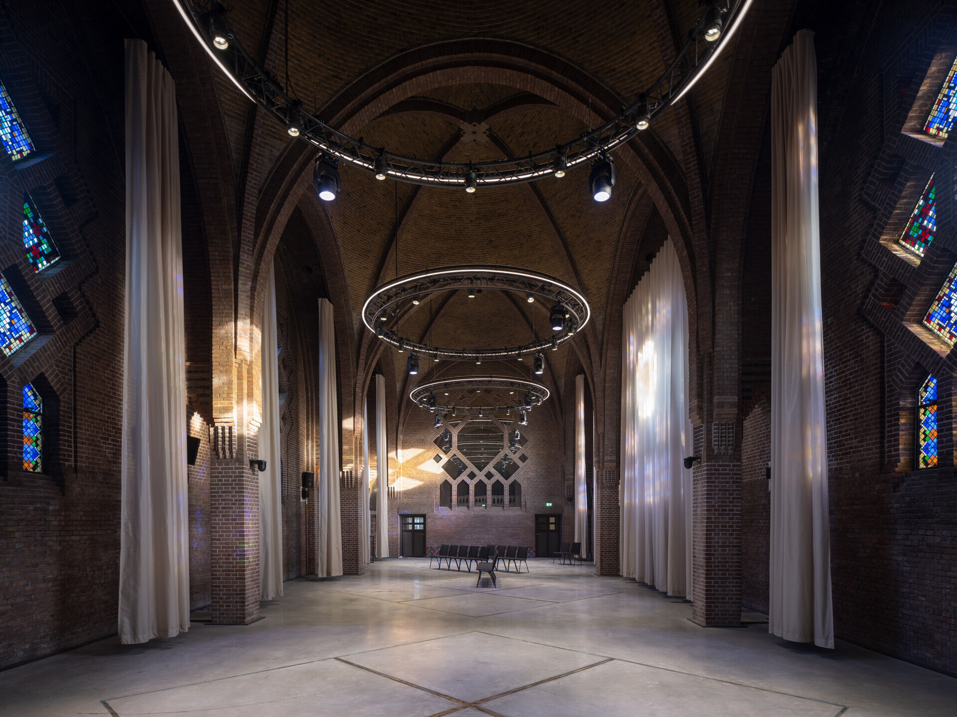 变废为宝 | 荷兰废旧修道院焕发新生-23