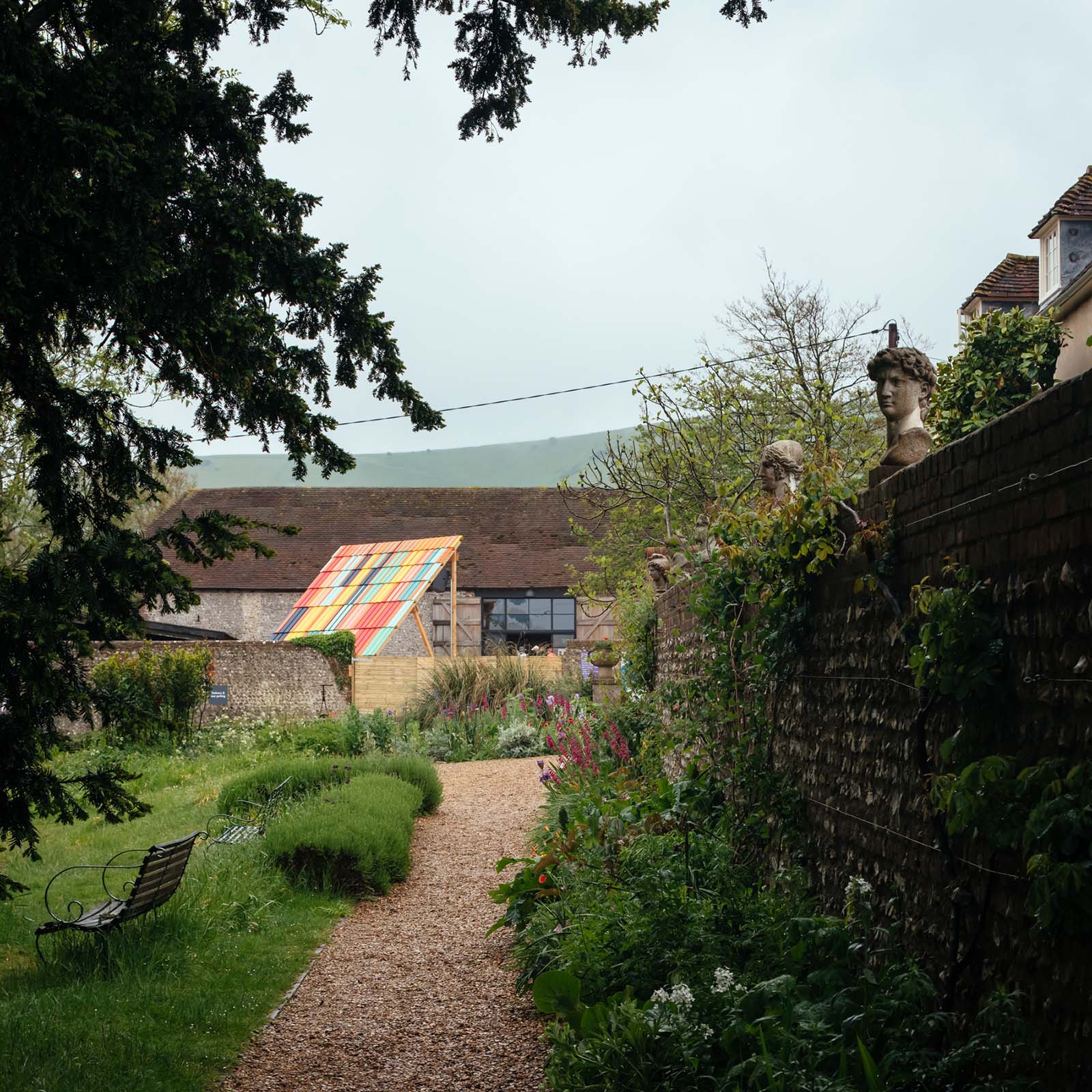 Charleston in Lewes,Firle展览中心及户外舞台等丨英国丨Material Cultures,Jamie Fobert等-52