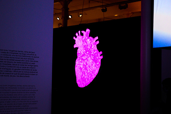 回声，一座城市的反射（注：refle·os推测应为reflejos，西班牙语反射、反响之意） -17