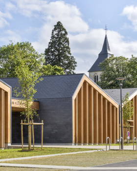 莱斯·科托弗勒里斯学校丨France丨HEMAA Architectes,Hesters Oyon