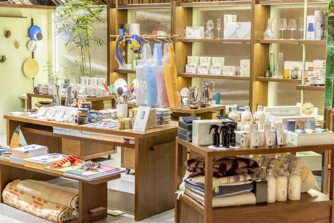 容集商店嘉里中心店丨中国上海丨容集LAB-36