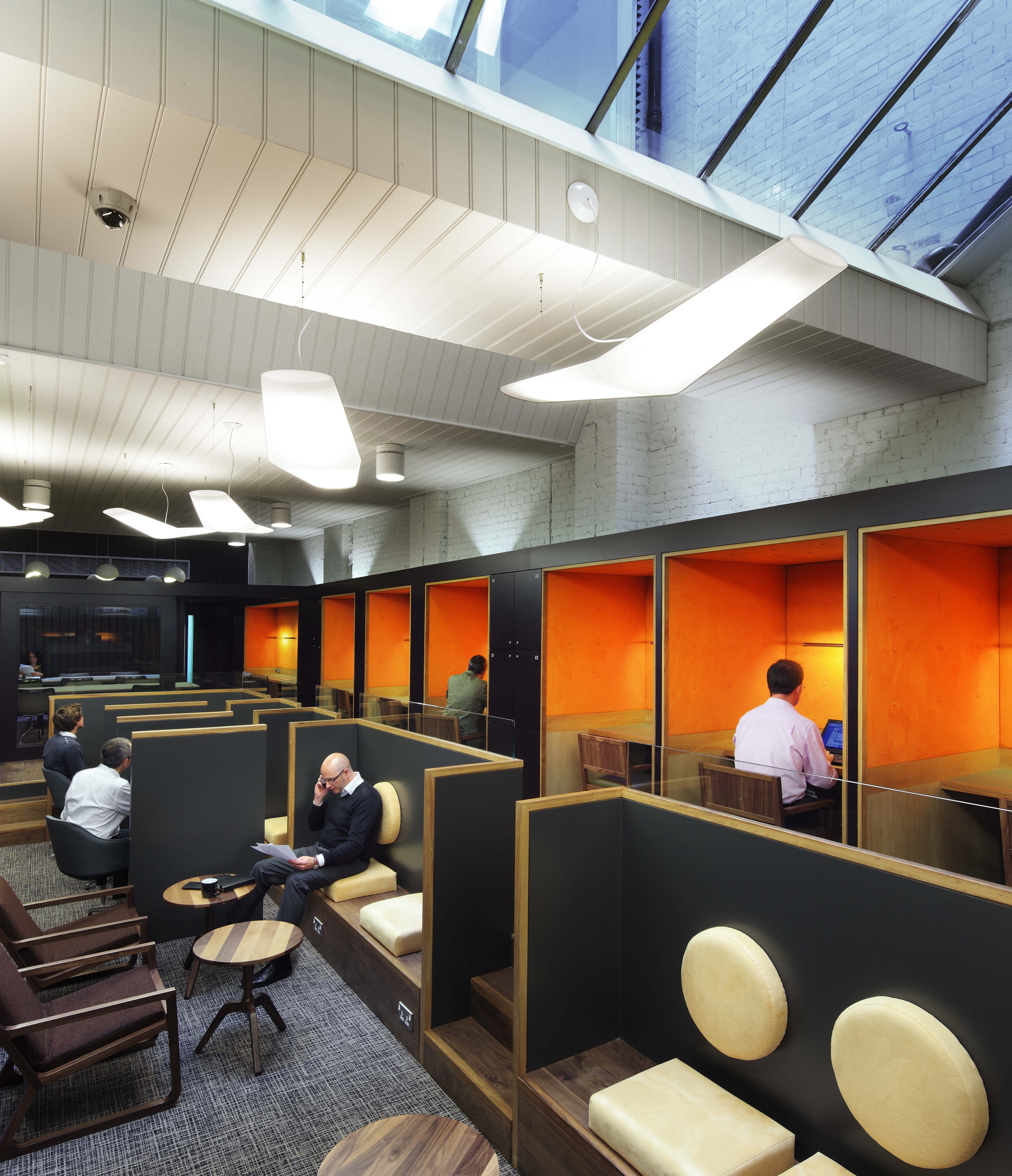 伦敦金融区移动商务俱乐部-11