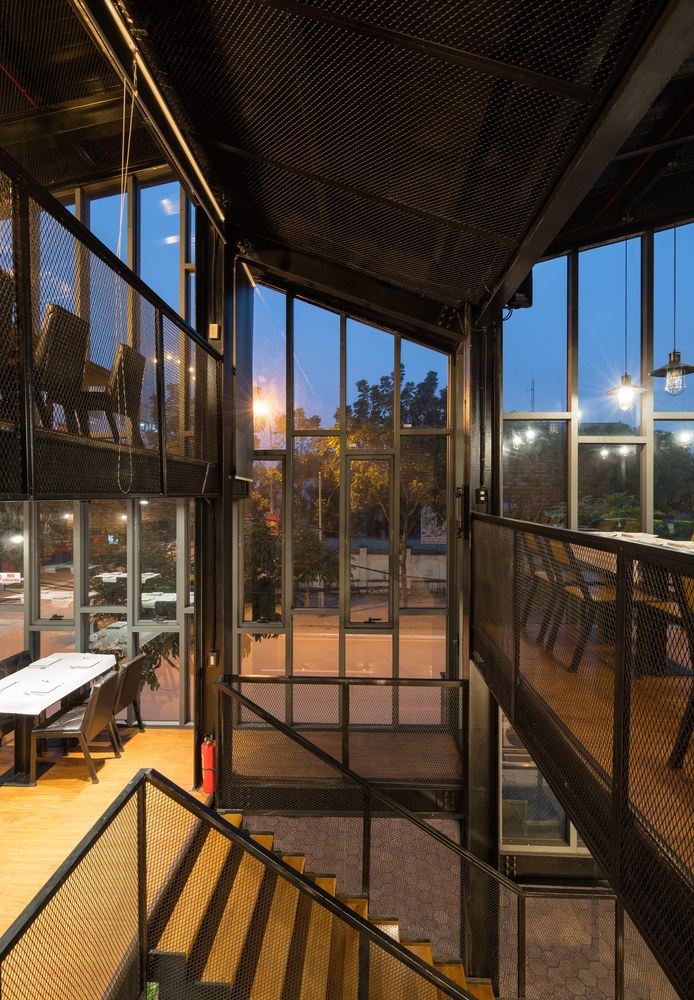 越南 Vinh 市海鲜餐厅 Crabsark & Crawfish-35