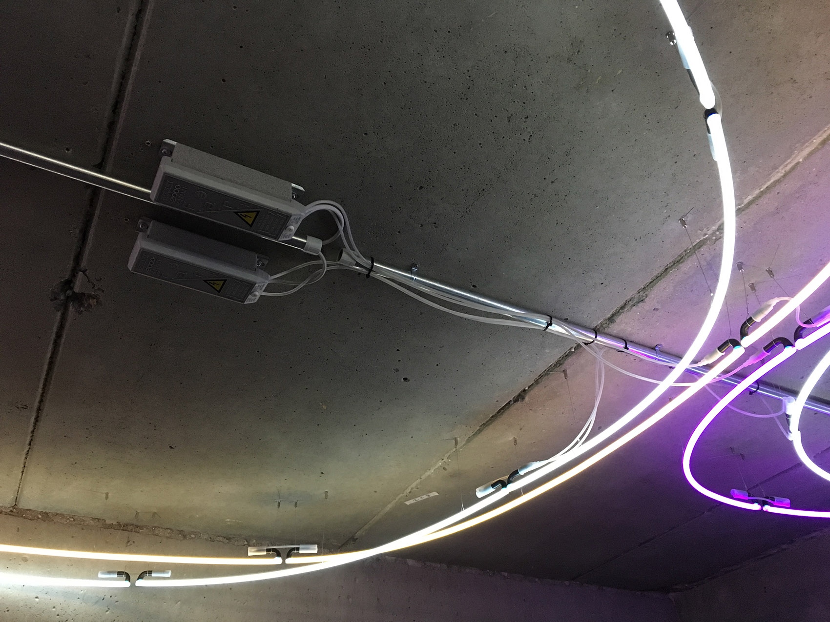 柏林街头的美式风情 & Beets and Roots餐厅 / GONZALEZ & HAASE / AAS-23