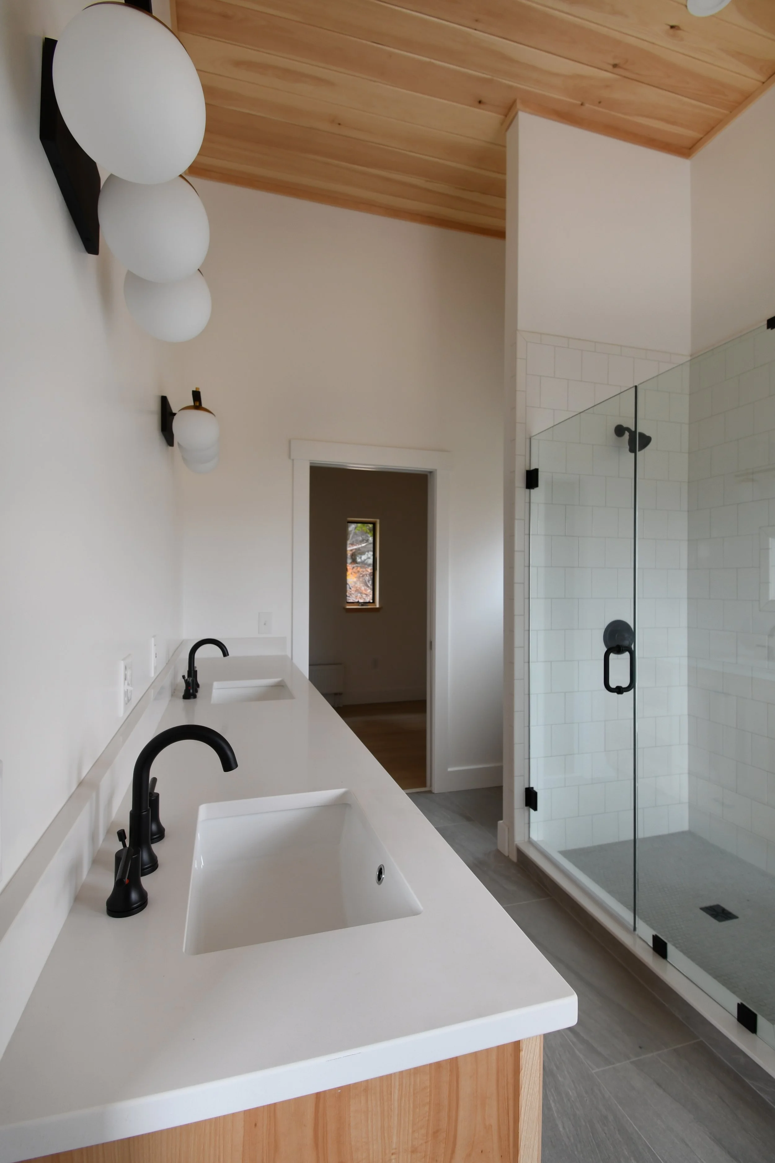 Kingfield Mountain Spec Home — Meldrum Design-29