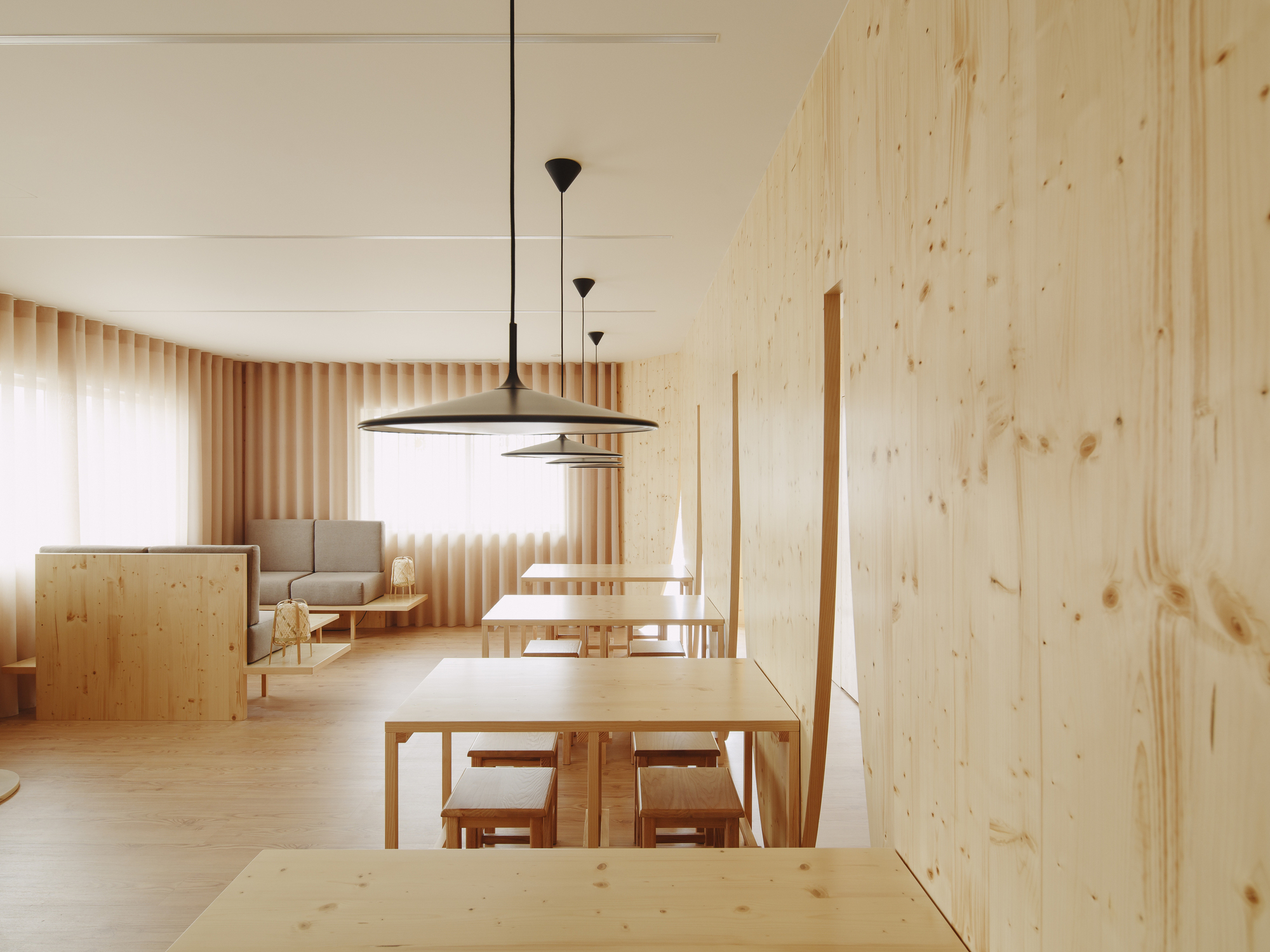 Tarouca Gastro Bar 餐厅丨葡萄牙丨Bruno Dias Arquitectura-22