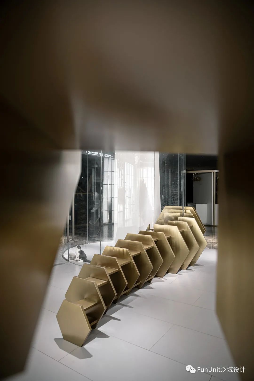 杭州来福士“三只尾巴”品牌体验店设计-24