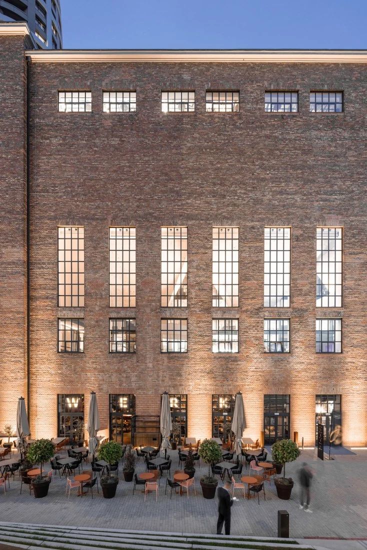 布拉迪斯拉发 Werk 餐厅丨捷克丨BEEF ARCHITEKTI-0